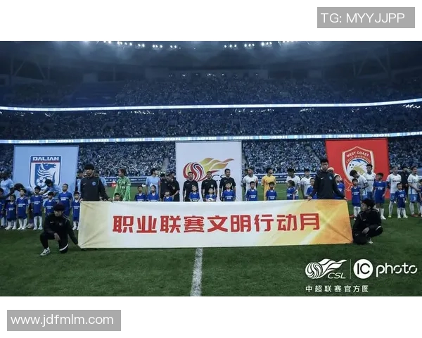 足球明星加盟中国联赛引发热潮球迷期待精彩对决与新传奇诞生